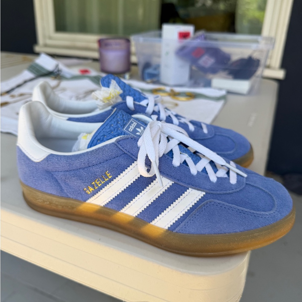 adidas Gazelle Indoor in Blue Fusion / Cloud White / Gold Metallic (Women’s)